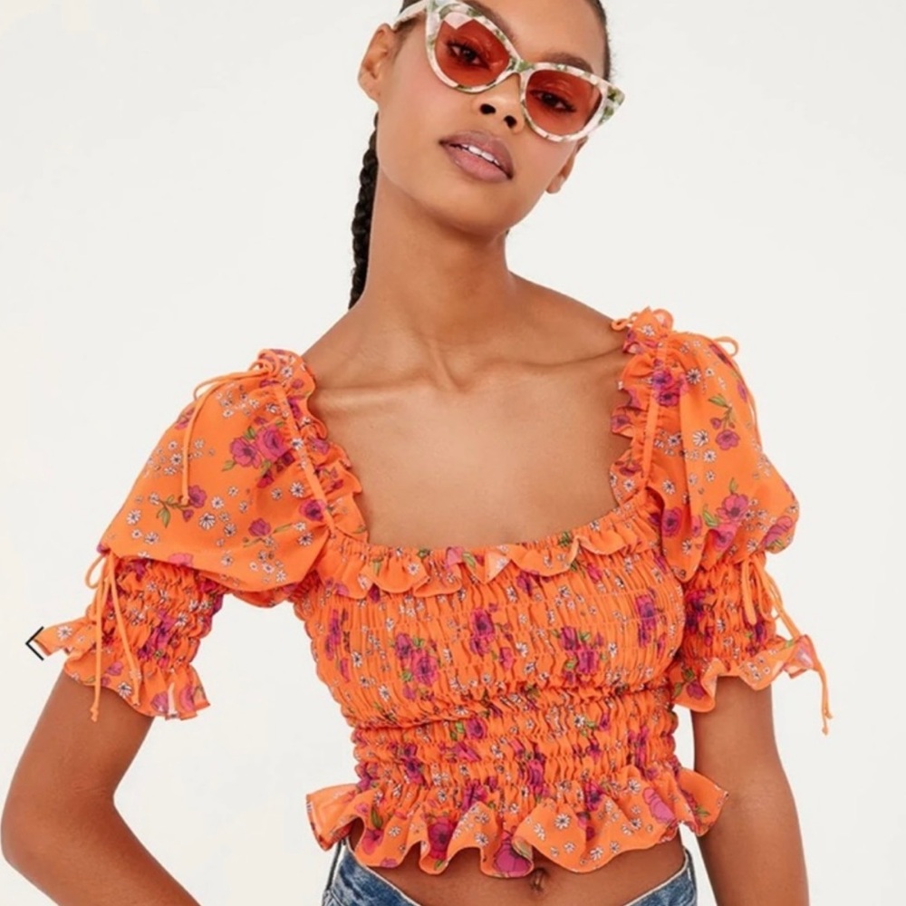 For love and lemons top!